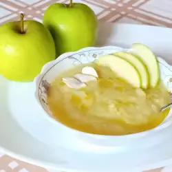 Испанска ябълкова супа за лятото