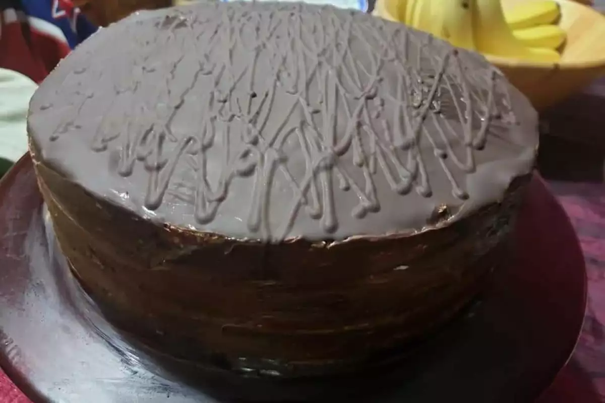 Шоколадова Трицветна Торта