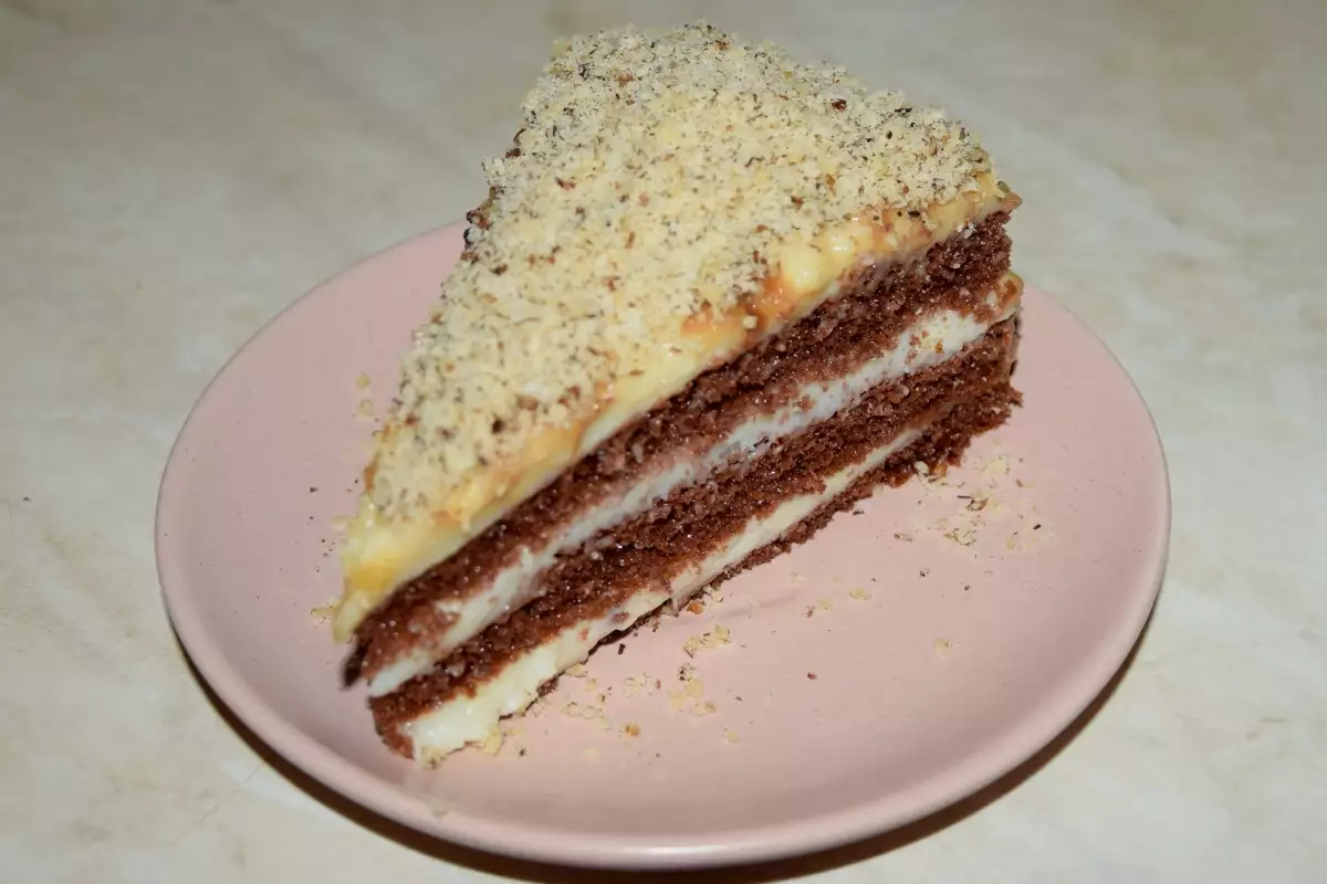 Торта Алмонд