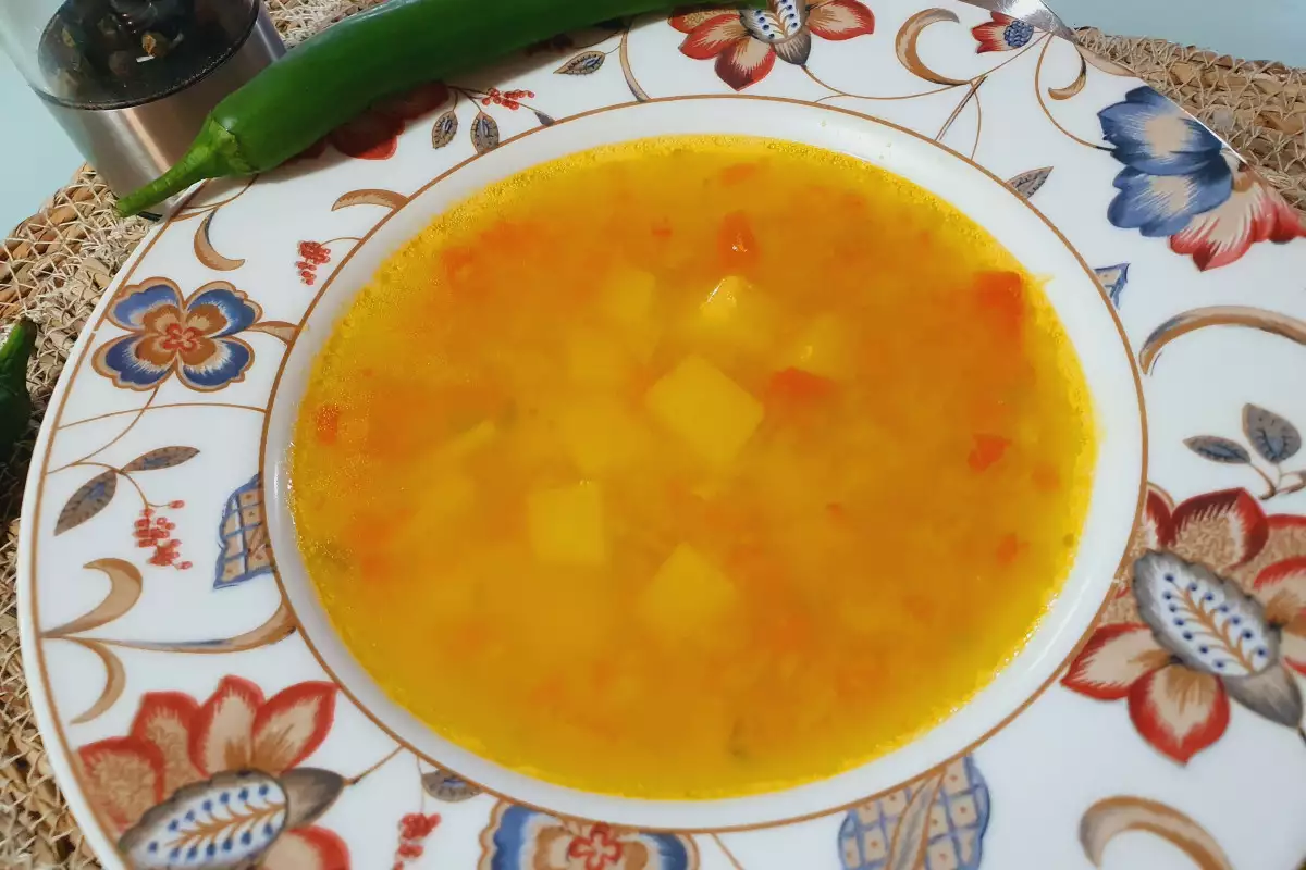 Спаначена Супа с Картофи
