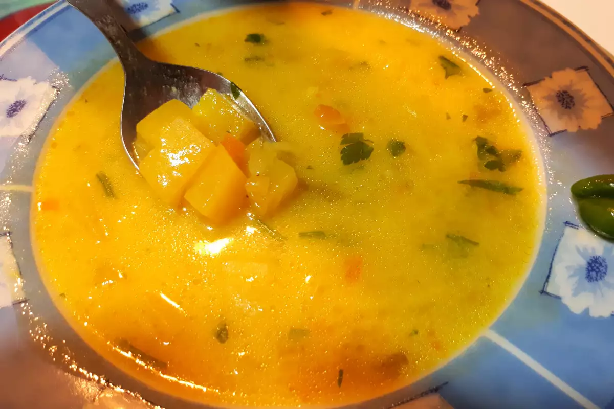 Картофена Супа със Застройка