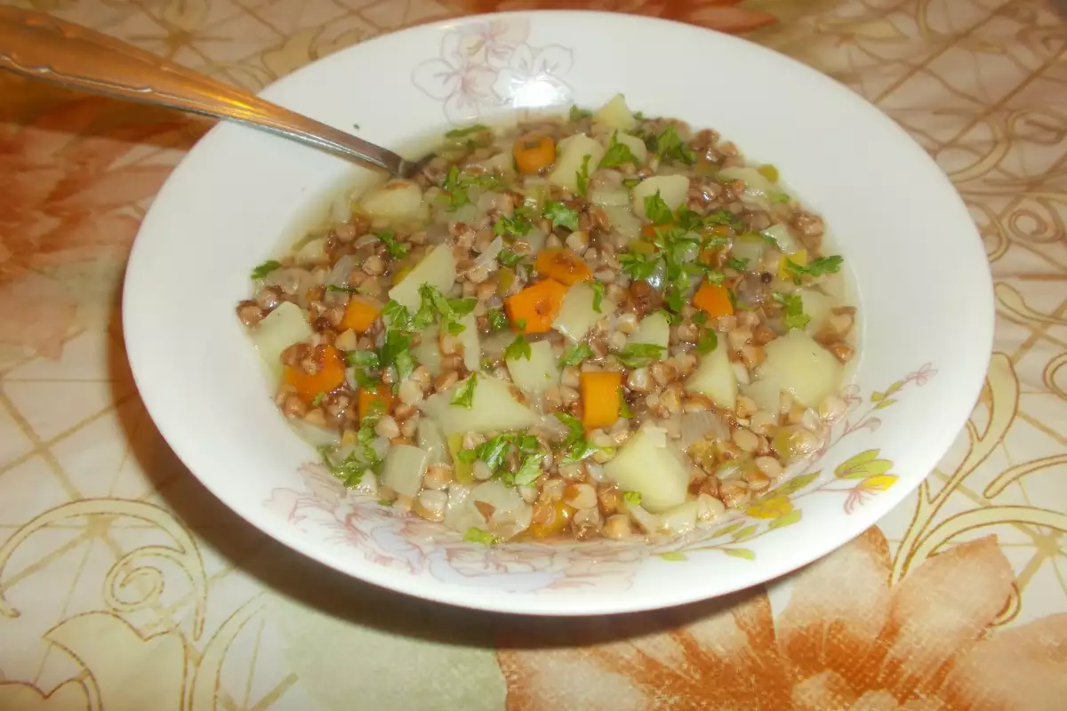 Зимна Зеленчукова Супа
