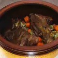 Джолан с картофи, моркови и лук в гювеч