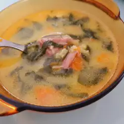Агнешка супа със спанак и ориз