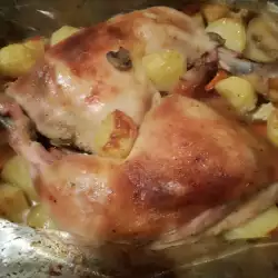 Пиле с картофи и лук