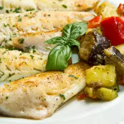 Ароматно рибено филе с гъби, зеленчуци и бира