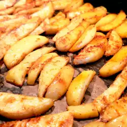 Хрупкави печени картофки с галета