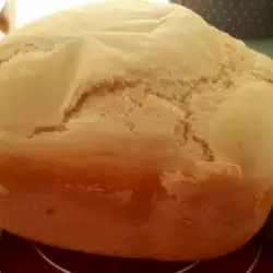 Квасен хляб в хлебопекарна