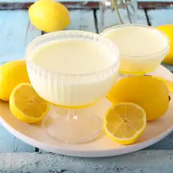 Домашен лимонов мус - лек, свеж и неустоим