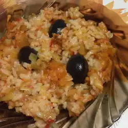 Ориз с праз и маслини на фурна