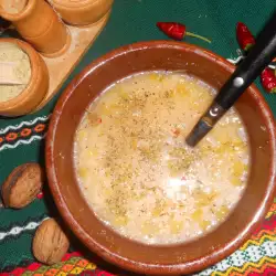 Супа от прясно зеле със сланина