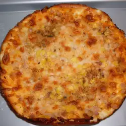 Пица с царевица и кайма