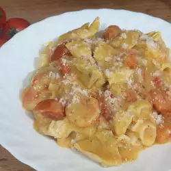 Ригатони с пилешко и сос от чери домати