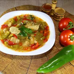 Манджа със свинско и зеленчуци