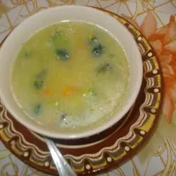 Пасирана зеленчукова супа с броколи