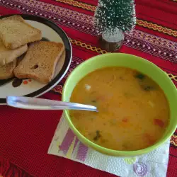 Супа със свинско, зеленчуци и ориз