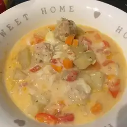 Супа топчета със застройка и домати