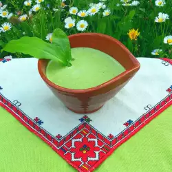 Зелен сос Тахини със спанак, киселец и левурда