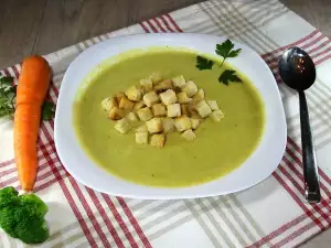 Бърза кремсупа от марули