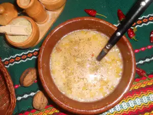Супа от прясно зеле със сланина