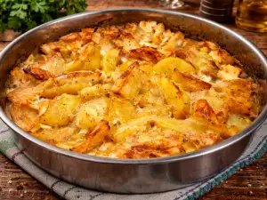 Печени картофи с топено сирене