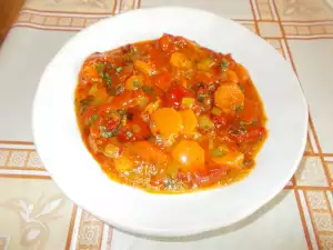 Морковeна яхния с чушки и праз