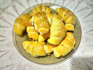 Кифлички, месени в хлебопекарна