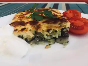 Вкусна запеканка със спанак, гъби и ориз