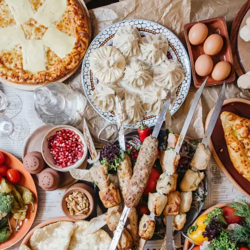 С какво е популярна грузинската кухня?