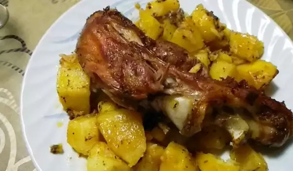 Свински джолан с картофи и бяло вино