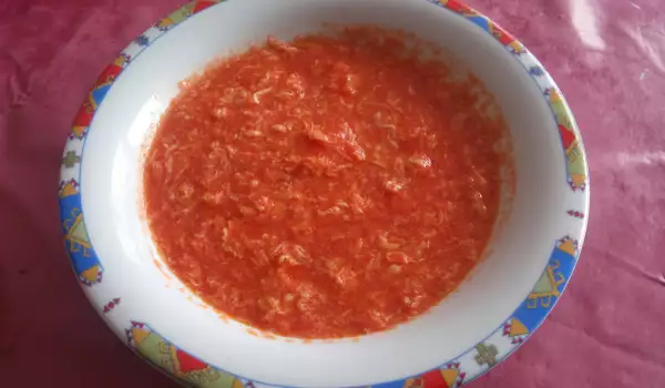 Селска доматена супа с яйце