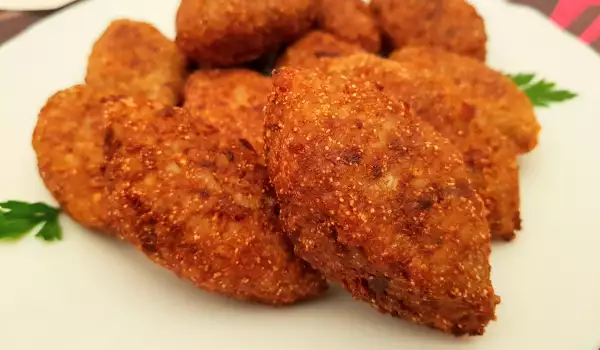 Класически турски кюфтета с булгур