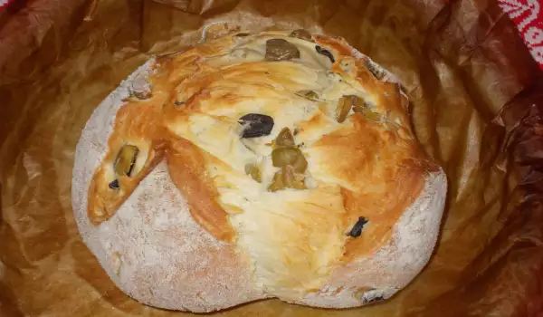 Средиземноморски хляб с маслини и зехтин