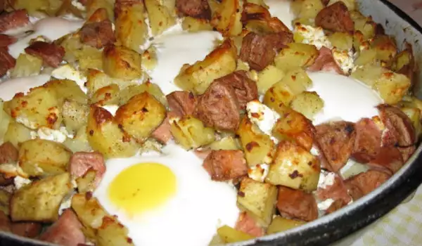 Сиромашка вечеря с яйца и картофи