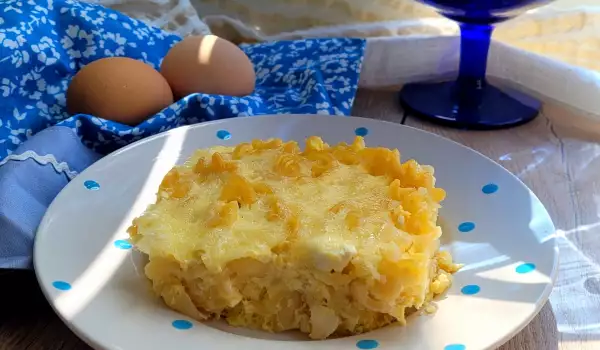 Макарони на фурна със сирене, прясно мляко и яйца