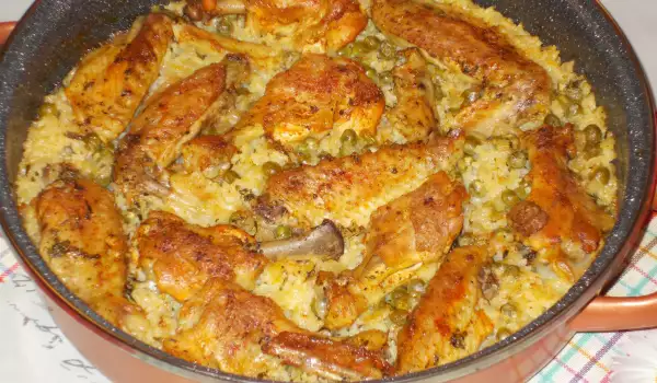 Ориз с пилешки крилца на фурна