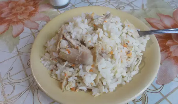 Пиле с ориз в тенджера под налягане