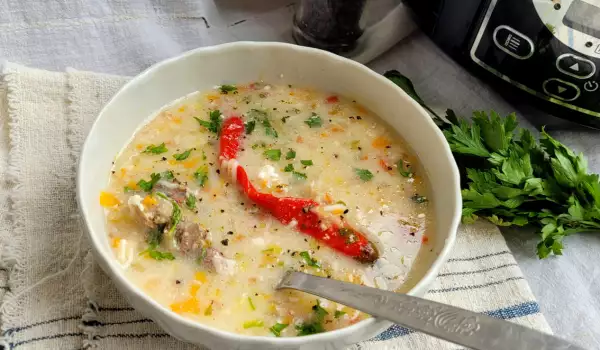 Пилешка супа със застройка в Crock-Pot