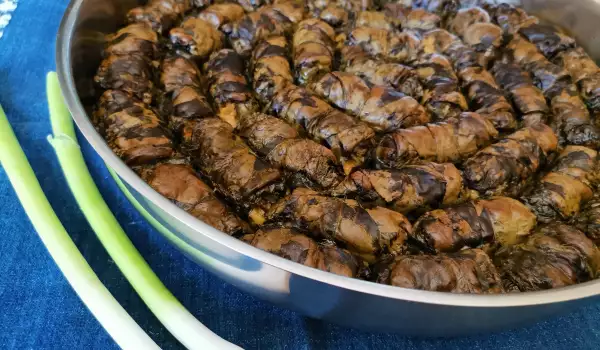 Пролетни сарми с лапад и ориз
