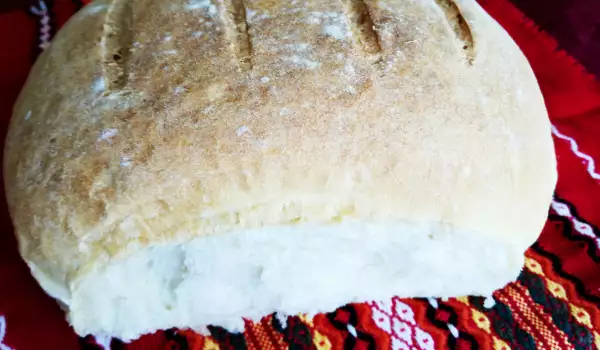 Обикновен ръчен хляб по стара рецепта