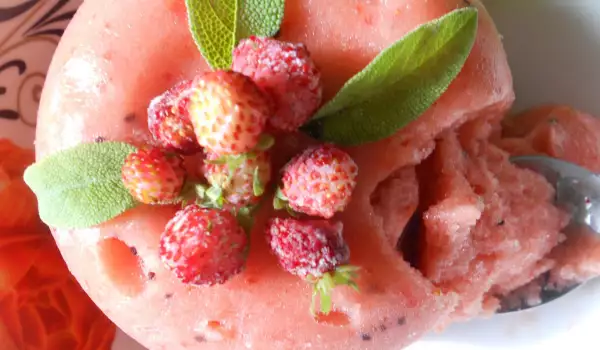 Веган сладолед с горски ягоди