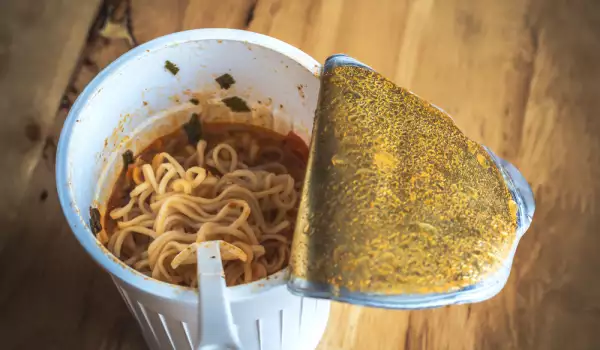 инстантни спагети