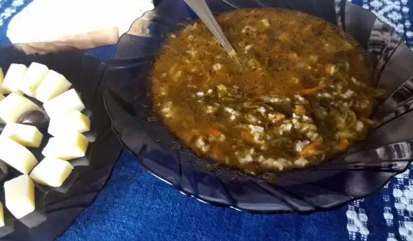 Спаначена супа с киселец и ориз