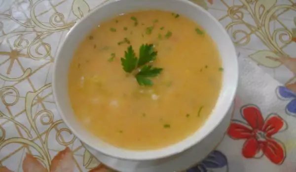Супа от тиквички и червен пипер