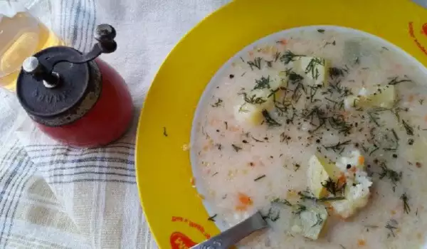 Лятна супа от тиквички