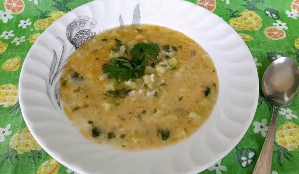 Супа от тиквички с кисело мляко и ориз