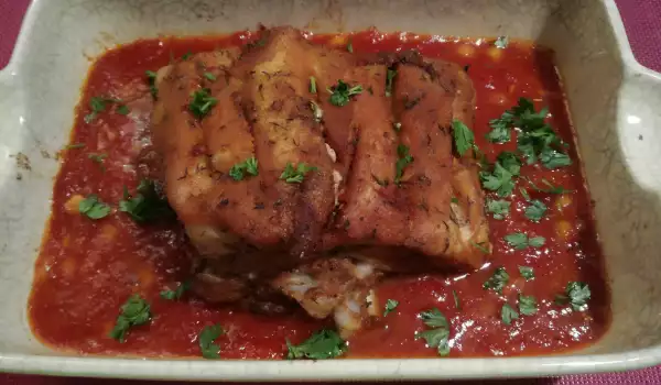 Свински гърди на фурна с доматен сос