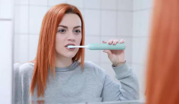 Миене на зъбите