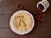 Маслен черешов пай с млечен крем