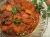 Свинско яхния със сливи и сладки картофи